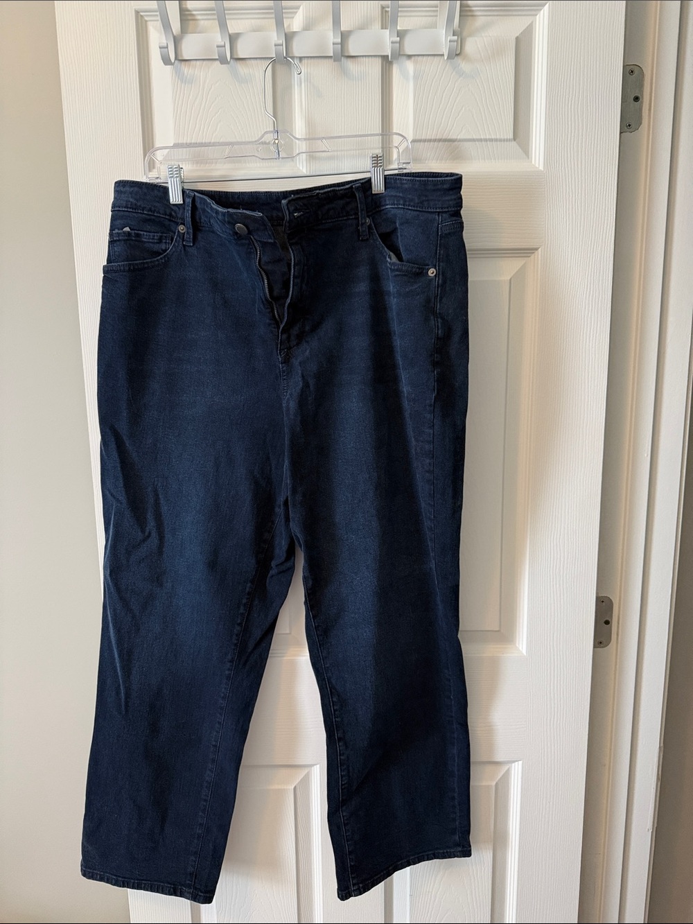 Sonoma women’s Navy Relaxed Jeans